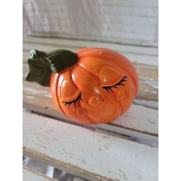 Ceramic jack-o-lantern sleeping face pumpkin Halloween fall home decor kitchen - Picture 1 of 7